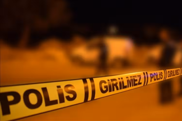 Eski belediye başkanına baltalı saldırı