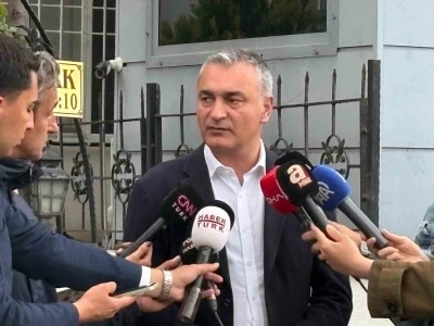 Eski CHP Milletvekili M&uuml;sl&uuml;m Sarı: "Kılı&ccedil;daroğlu &uuml;zg&uuml;n, hepimiz &ccedil;ok &uuml;zg&uuml;n&uuml;z!'
