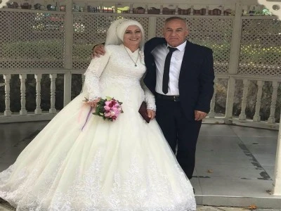 Eski eşini &ouml;ld&uuml;rd&uuml;, &uuml;vey kızını ağır yaraladı