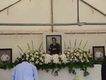 Eski Japonya Başbakanı Abe&rsquo;nin &ouml;l&uuml;m&uuml;n&uuml;n 1. yıl d&ouml;n&uuml;m&uuml;
