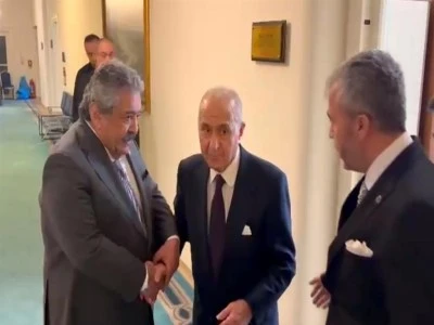 Eski TBMM Başkanı Hikmet &Ccedil;etin, MHP Genel Başkan Yardımcısı Feti Yıldız ile g&ouml;r&uuml;şt&uuml;