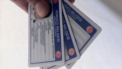 Eski tip s&uuml;r&uuml;c&uuml; belgelerindeki yenileme tarihinin son g&uuml;n&uuml;! 