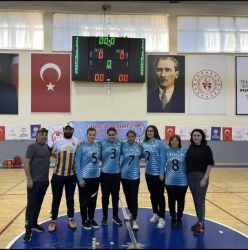 Eskişehir G&ouml;rme Engellilerspor Kul&uuml;b&uuml; kupa i&ccedil;in Karaman&rsquo;a gitti
