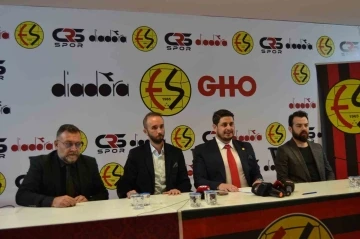 Eskişehirspor Başkanı Koca 4&rsquo;te 4 yapan takıma destek isteği
