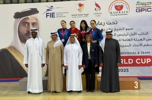 Eskrimci Aleyna Ert&uuml;rk, Manama&rsquo;da şampiyon oldu
