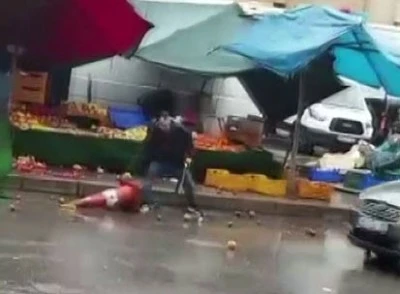 Esnaf sinir krizi ge&ccedil;irdi ortalık savaş alanına d&ouml;nd&uuml;