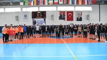 ET&Uuml; deprem felaketinde hayatını kaybeden Rabia&rsquo;yı unutmadı
