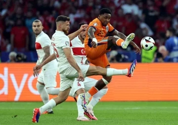 EURO 2024: Hollanda: 0 - T&uuml;rkiye: 1 (İlk yarı)
