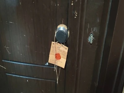 Evde tartıştığı eşini d&ouml;verek &ouml;ld&uuml;rd&uuml;