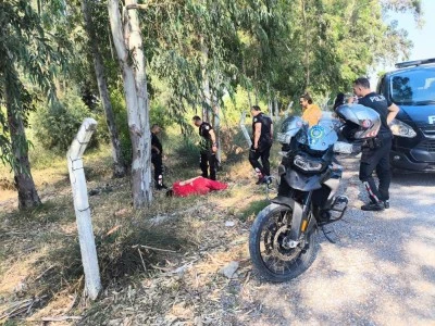 Evden ka&ccedil;an gen&ccedil; kız yol kenarında yaralı halde bulundu