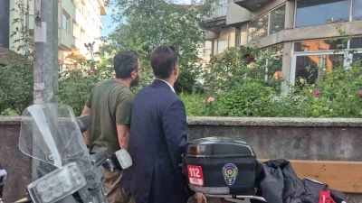 Evin bah&ccedil;esine bırakılan ş&uuml;pheli &ccedil;anta f&uuml;nye ile patlatıldı