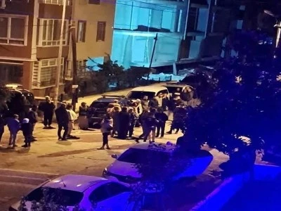 Evinde cesedi bulundu; 2 kişinin &ouml;ld&uuml;r&uuml;ld&uuml;ğ&uuml;, 7 kişinin yaralandığı olayla bağlantısı araştırılıyor