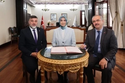 Evlenecek &ccedil;iftlere kuaf&ouml;r ve berber desteği
