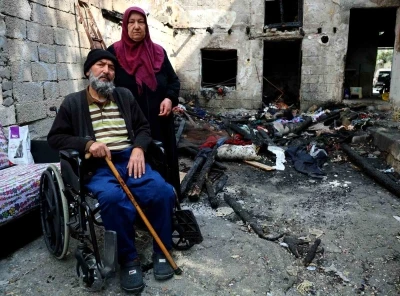 Evleri yangında k&uuml;le d&ouml;nen &ccedil;ift zor durumda kaldı
