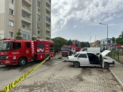 Kadın emniyette ifade verirken, kocası evi ve arabaları yaktı