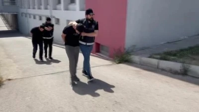 EYP ile biri kalaşnikof 6 silah ele ge&ccedil;irildi