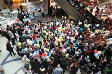 Ey&uuml;psultanlı &ccedil;ocuklar s&ouml;mestiri dolu dolu yaşadı
