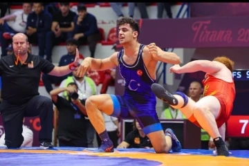 Eyy&uuml;p &Ccedil;etin Avrupa G&uuml;reş Şampiyonasında ikinci oldu
