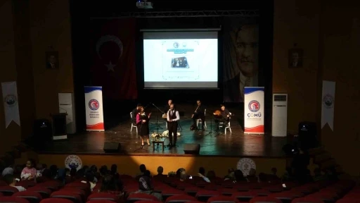 Ezine&rsquo;de k&ouml;y &ccedil;ocukları i&ccedil;in verilen konsere, bilet yerine bot ile girdiler
