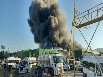 Fabrika yangınında &ouml;len 2 iş&ccedil;inin ailelerinden DNA &ouml;rneği alındı