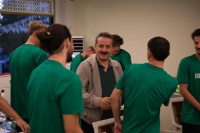 Faruk &Ccedil;elik'ten galibiyet tebriği ! 