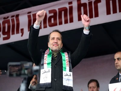 Fatih Erbakan: S&ouml;zde barış planı Gazze&rsquo;nin bitiş fermanıdır