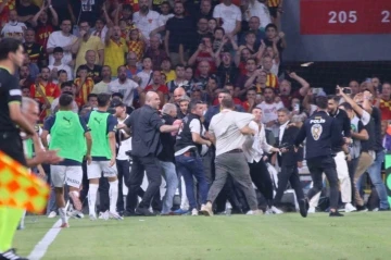 Fatih &Ouml;zkan, Ali Ko&ccedil;&rsquo;tan &ouml;z&uuml;r diledi
