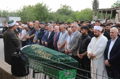 Feci kazada hayatını kaybetmişti: Motosiklet tutkunu gen&ccedil; kadın, son yolculuğuna uğurlandı
