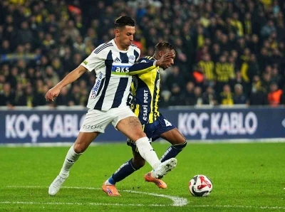  Fenerbah&ccedil;e: 1 - Kasımpaşa: 1 