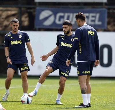 Fenerbah&ccedil;e, Başakşehir ma&ccedil;ı hazırlıklarını tamamladı
