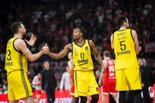 Fenerbah&ccedil;e Beko, Olympiakos&rsquo;u devirdi seriyi 5 ma&ccedil;a &ccedil;ıkardı