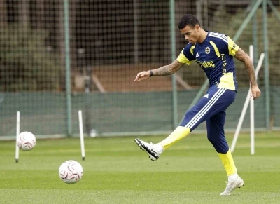 Fenerbah&ccedil;e, &Ccedil;aykur Rizespor ma&ccedil;ı hazırlıklarına devam etti
