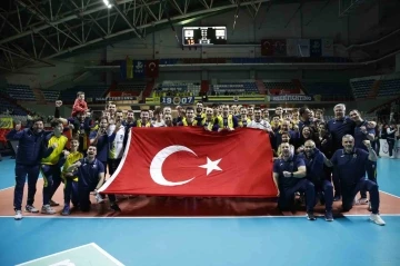 Fenerbah&ccedil;e, CEV Cup&rsquo;ta 4&rsquo;l&uuml; finallere y&uuml;kseldi
