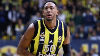 Fenerbah&ccedil;e'de Bonzie Colson sakatlandı