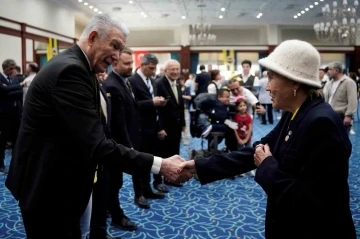 Fenerbah&ccedil;e&rsquo;de geleneksel bayramlaşma t&ouml;reni yapıldı
