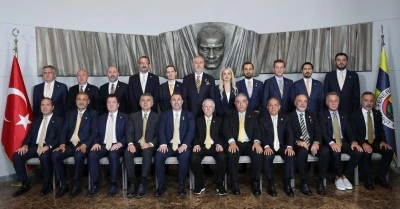 Fenerbah&ccedil;e'de y&ouml;netim kurulu g&ouml;rev dağılımı yapıldı