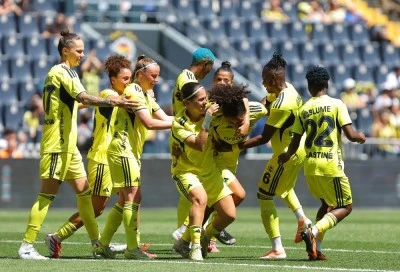 Fenerbah&ccedil;e'den farklı galibiyet