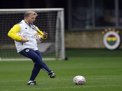 Fenerbah&ccedil;e&rsquo;den teknik direkt&ouml;r a&ccedil;ıklaması