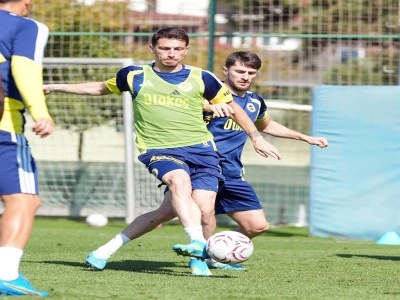 Fenerbah&ccedil;e, Galatasaray derbisinin hazırlıklarına başladı