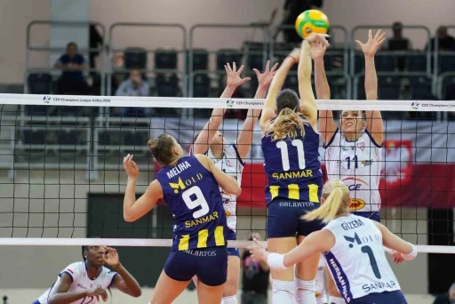Fenerbah&ccedil;e Medicana, CEV Şampiyonlar Ligi&rsquo;nde &ccedil;eyrek finali garantiledi
