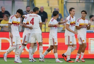 Fenerbah&ccedil;e&rsquo;nin rakibi Roma, Serie A&rsquo;ya farklı başladı