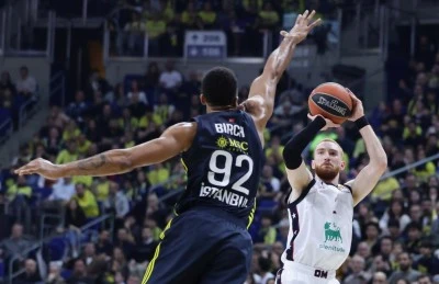 Fenerbah&ccedil;e, Olimpia Milano deplasmanında