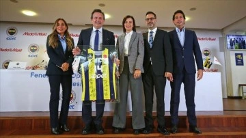 Fenerbah&ccedil;e Opet Kadın Voleybol Takımı ile MediaMarkt arasında sponsorluk anlaşması yapıldı