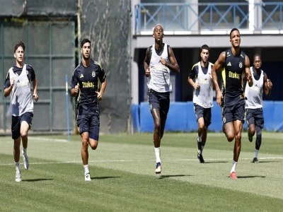 Fenerbah&ccedil;e, Trabzonspor ma&ccedil;ı hazırlıklarını s&uuml;rd&uuml;rd&uuml;