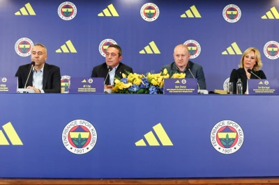 Fenerbah&ccedil;e ve adidas 5 Yıllık Anlaşmaya İmza Attı