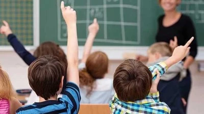 Fenomen &ouml;ğretmenler hakkında inceleme 