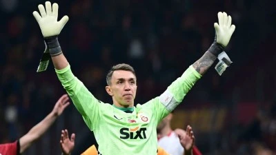 Fernando Muslera, T&uuml;rkiye'den ayrıldı