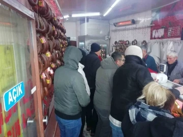 Festival en &ccedil;ok kasapların y&uuml;z&uuml;n&uuml; g&uuml;ld&uuml;rd&uuml;
