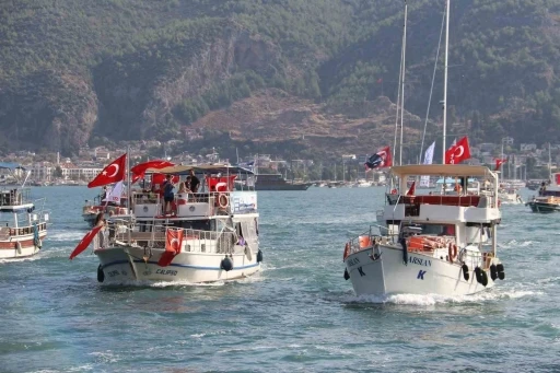Fethiye&rsquo;de Cumhuriyet coşkusu denizde de yaşandı