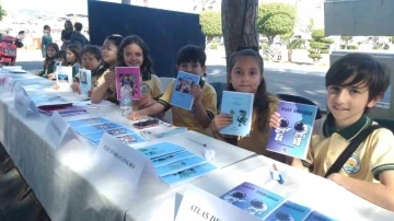 Fethiye&rsquo;de minik yazarların, &lsquo;Hadi Gari Yazalım&rsquo; etkinliğine ilgi yoğun oldu
